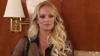 Stormy Daniels likes gangsters