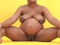 Fekete és terhes