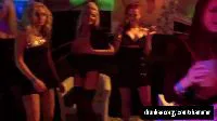 Bisexuelle Damen Party in einem Club